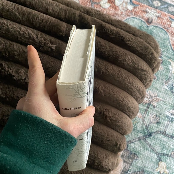 In the Woods by Tana First edition - Picture 2 of 8